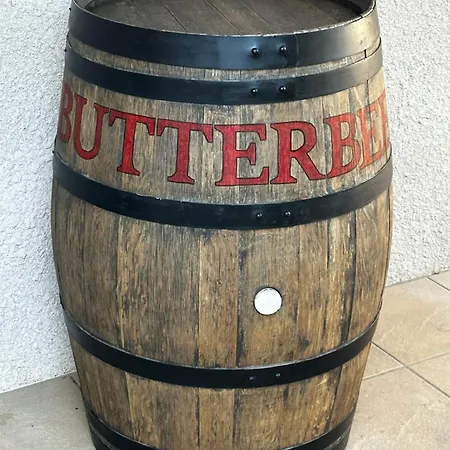 A La Tete De Sanglier Chalet Boutenac