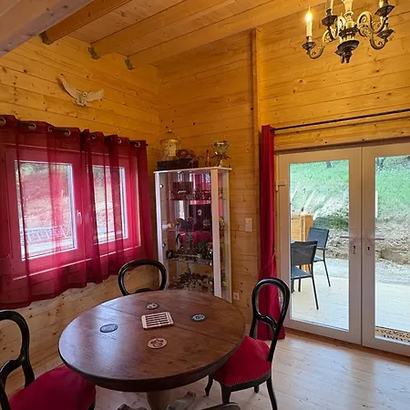Chalet Du Sanglier Magique - Hommage Au Célèbre Sorcier